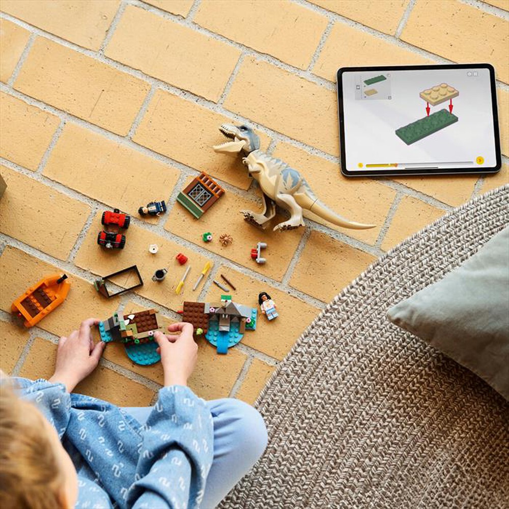 Immagine del prodotto LEGO - JURASSIC WORLD Fuga sul fiume dal T. rex 76975