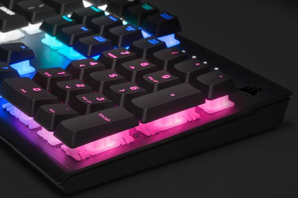 "CORSAIR - K60 RGB PRO"