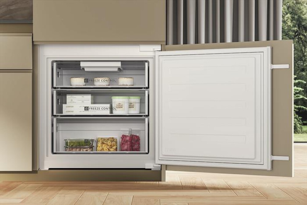 "WHIRLPOOL - Frigorifero combinato SP40 810 2 Classe E 400 lt-Bianco"