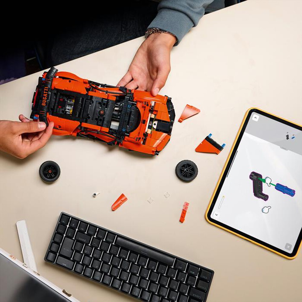 Immagine del prodotto LEGO - TECHNIC Hyper Car Bugatti Chiron Pur Sport - 42222