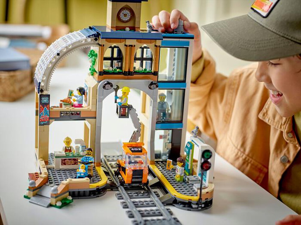 Immagine del prodotto LEGO - CITY TRAINS Stazione centrale 60469
