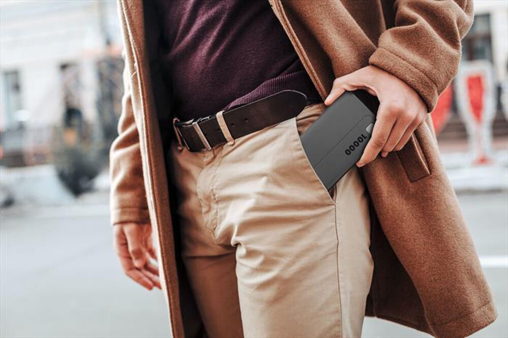 Immagine del prodotto CELLULARLINE - Caricabatterie Portatile PBDISPL01PD10000K-Nero