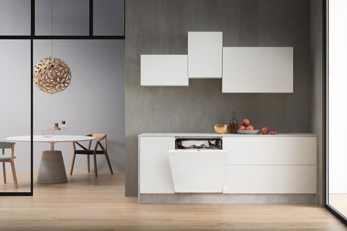 WHIRLPOOL - Lavastoviglie WI 3010 Classe F 13 coperti | Euronics