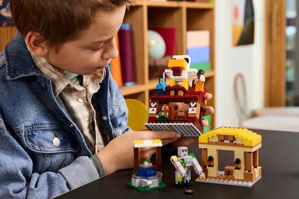 Immagine del prodotto LEGO - MINECRAFT Attacco al villaggio Ghast-pallone 21273