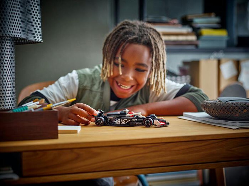 Immagine del prodotto LEGO - SPEED MoneyGram Haas F1&reg; Team VF-24 77250