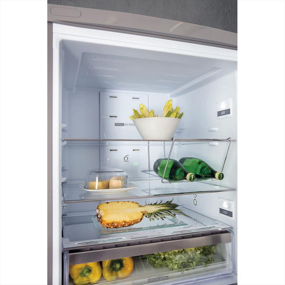 "WHIRLPOOL - Frigorifero combinato WB70E 973 X Classe D"