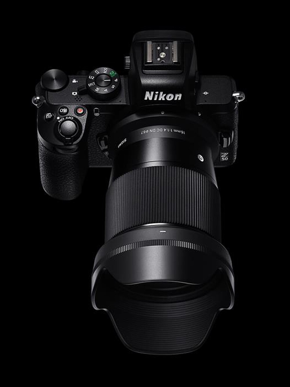 "SIGMA - Obiettivo fisso 16/1.4 (C) DC DN NIKON Z-MOUNT-NERO"