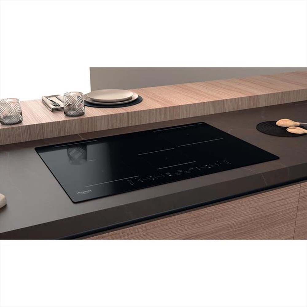 "HOTPOINT ARISTON - Piano cottura induzione HB 0577B NE 77 cm-Nero"