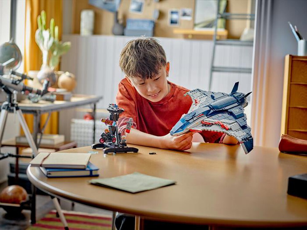 Immagine del prodotto LEGO - SUPER HEROES Quinjet Avengers: Age of Ultron 76325