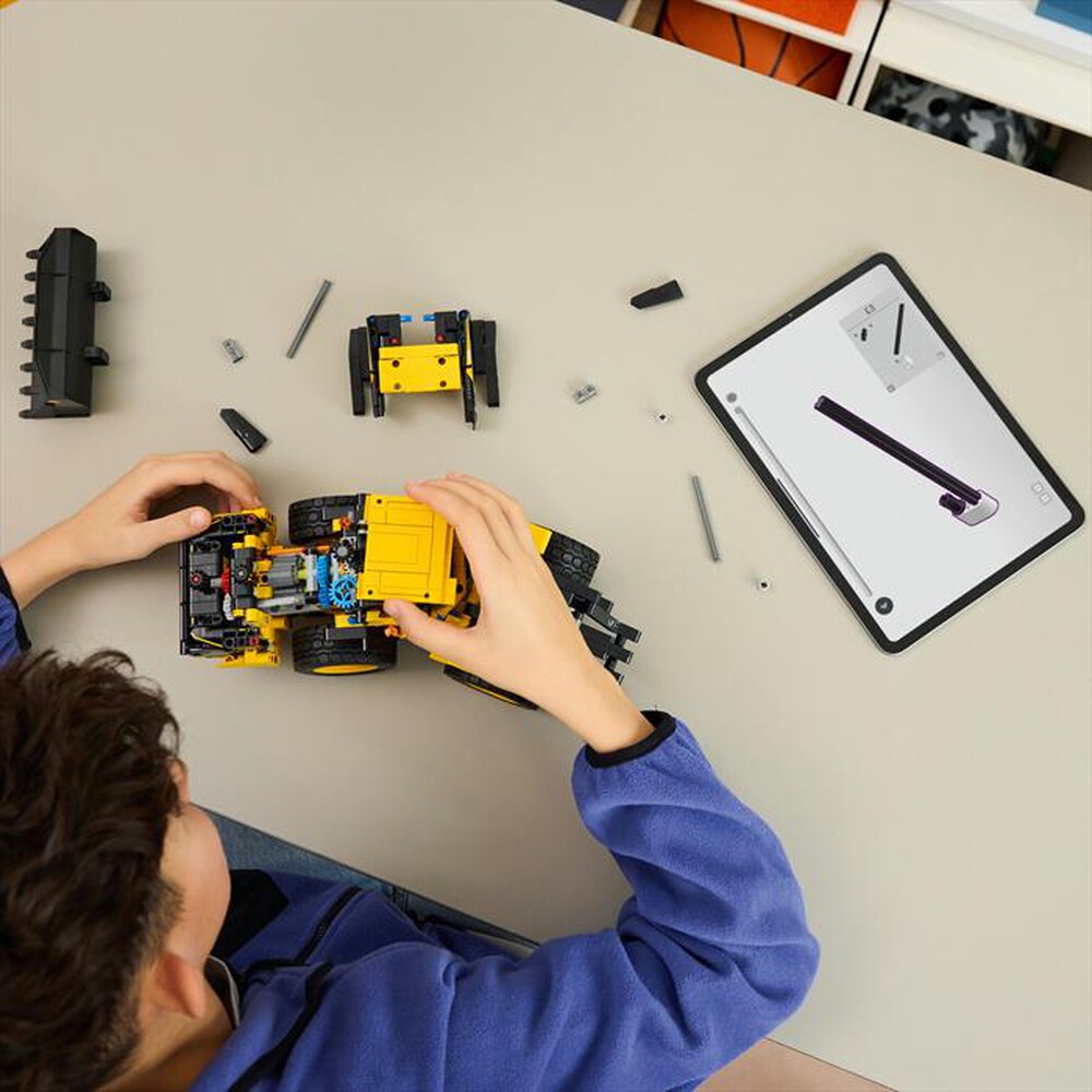 "LEGO - PALA GOMMATA VOLVO L120 ELECTRIC-,"
