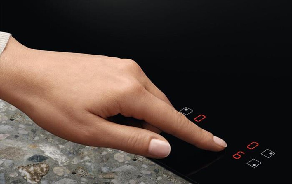 Immagine del prodotto ELECTROLUX - Piano cottura induzione LIB60424CK 59 cm-Nero