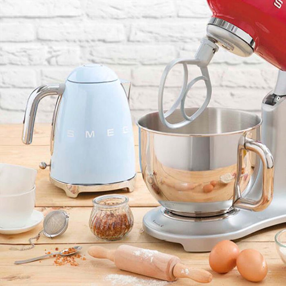 "SMEG - Bollitore Standard 50's Style – KLF03PBEU-azzurro pastello"