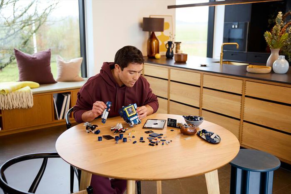 Immagine del prodotto LEGO - ICONS Transformers: Soundwave 10358