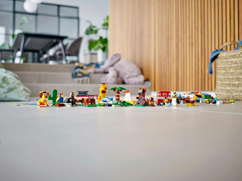 Immagine del prodotto LEGO - CLASSIC GIRO DEL MONDO - 11015