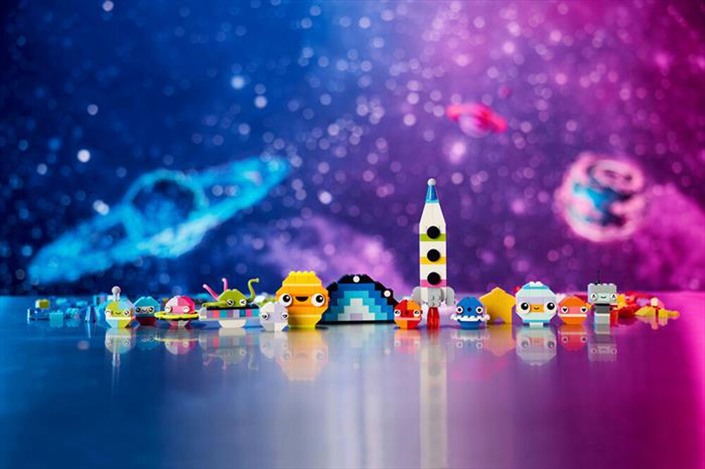 Immagine del prodotto LEGO - CLASSIC Pianeti dello spazio creativi 11037