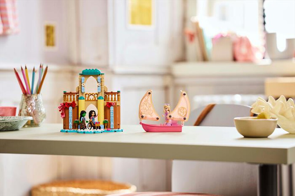 Immagine del prodotto LEGO - WICKED Glinda Elphaba all’Università di Shiz 75681