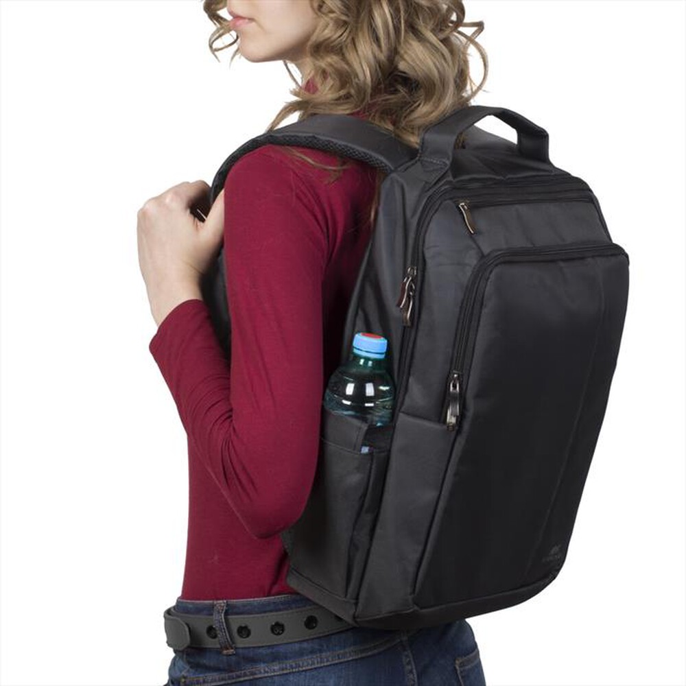"RIVACASE - 8262 ZAINO PER NOTEBOOK DA 15,6\"-Nero"