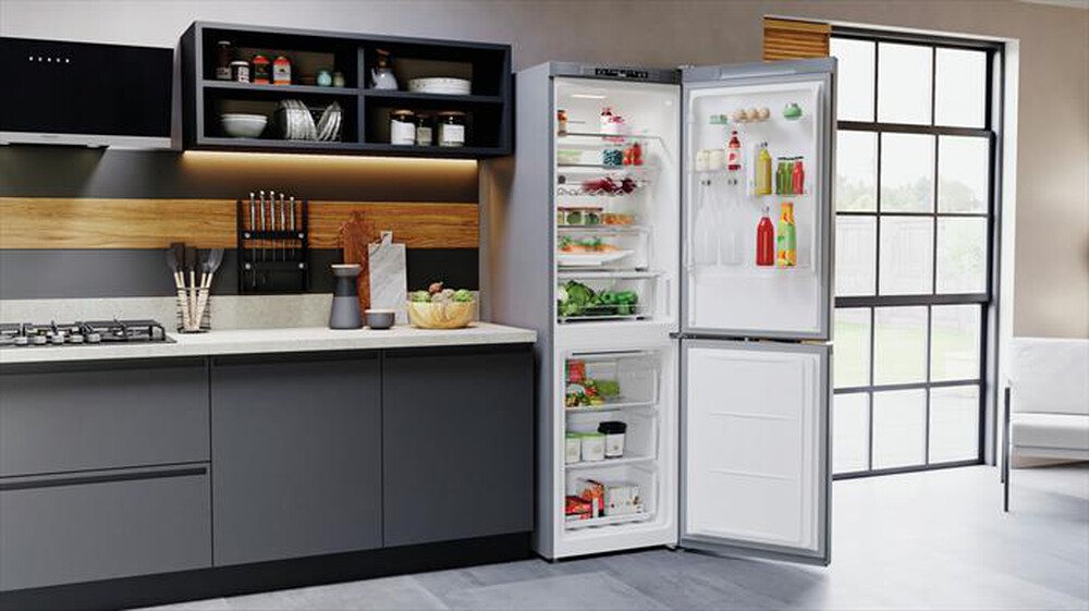 "HOTPOINT ARISTON - Frigorifero combinato HAFC8 TA33SX O3 Classe D"