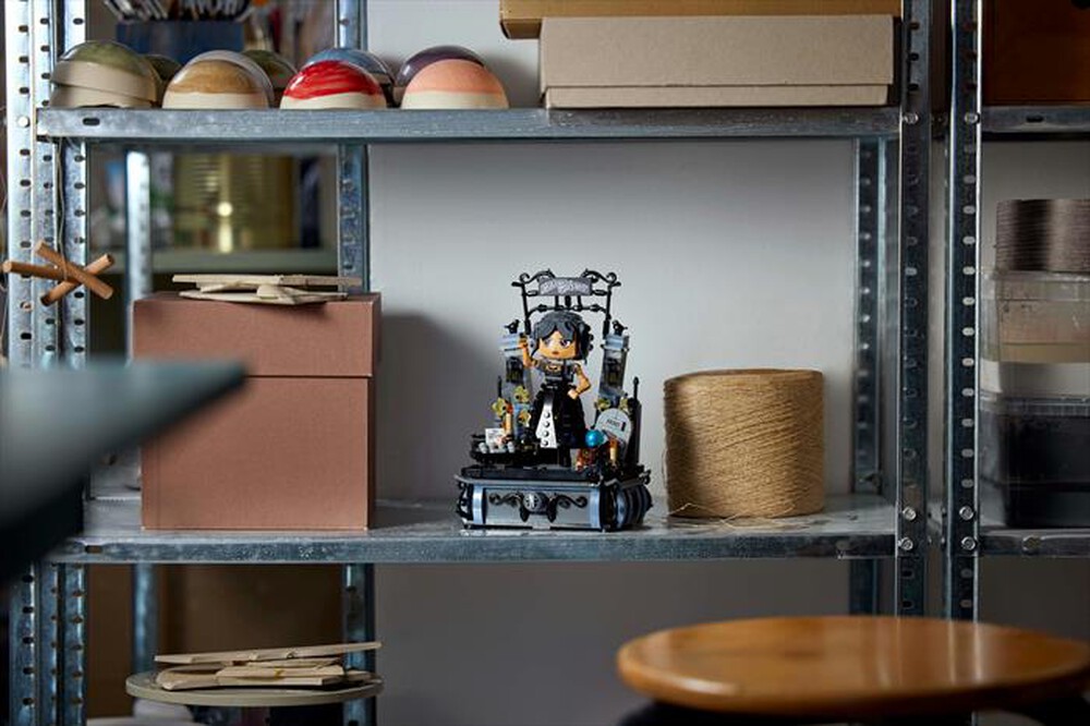 Immagine del prodotto LEGO - WEDNESDAY Personaggio di Mercoled&igrave; Addams 76780