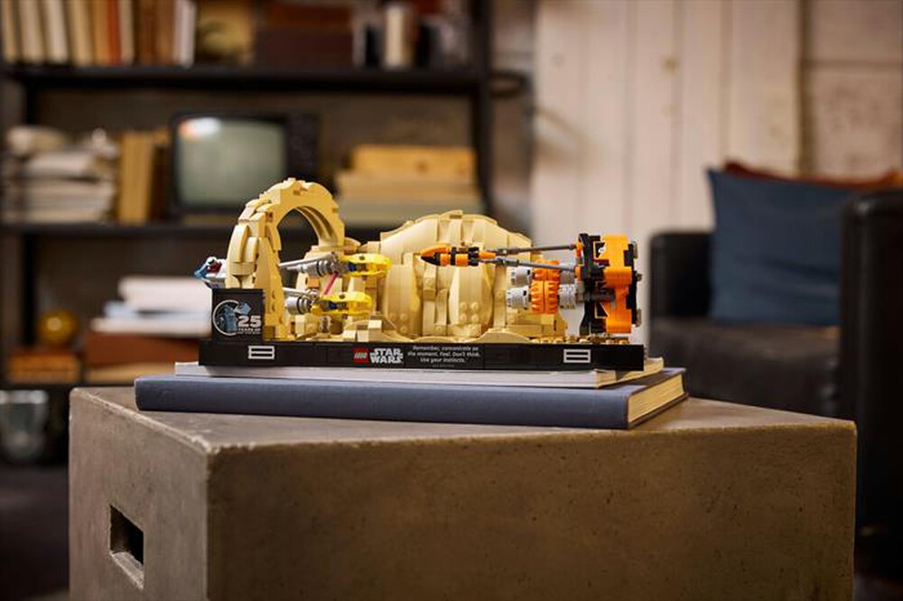 Immagine del prodotto LEGO - STAR WARS Diorama Gara sgusci su Mos Espa 75380