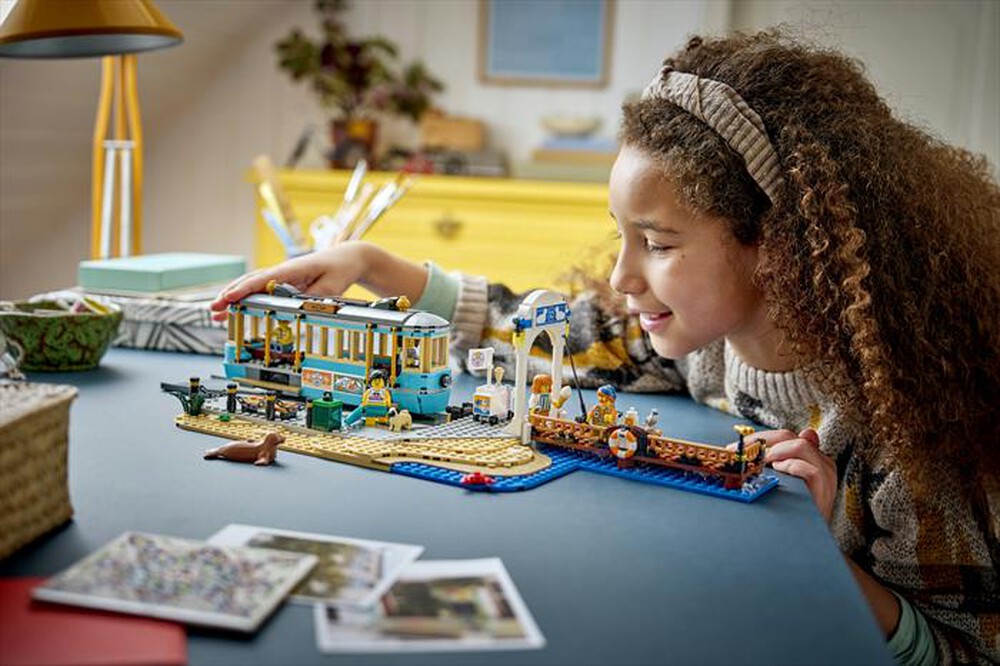 Immagine del prodotto LEGO - CITY Tram classico della spiaggia - 60506