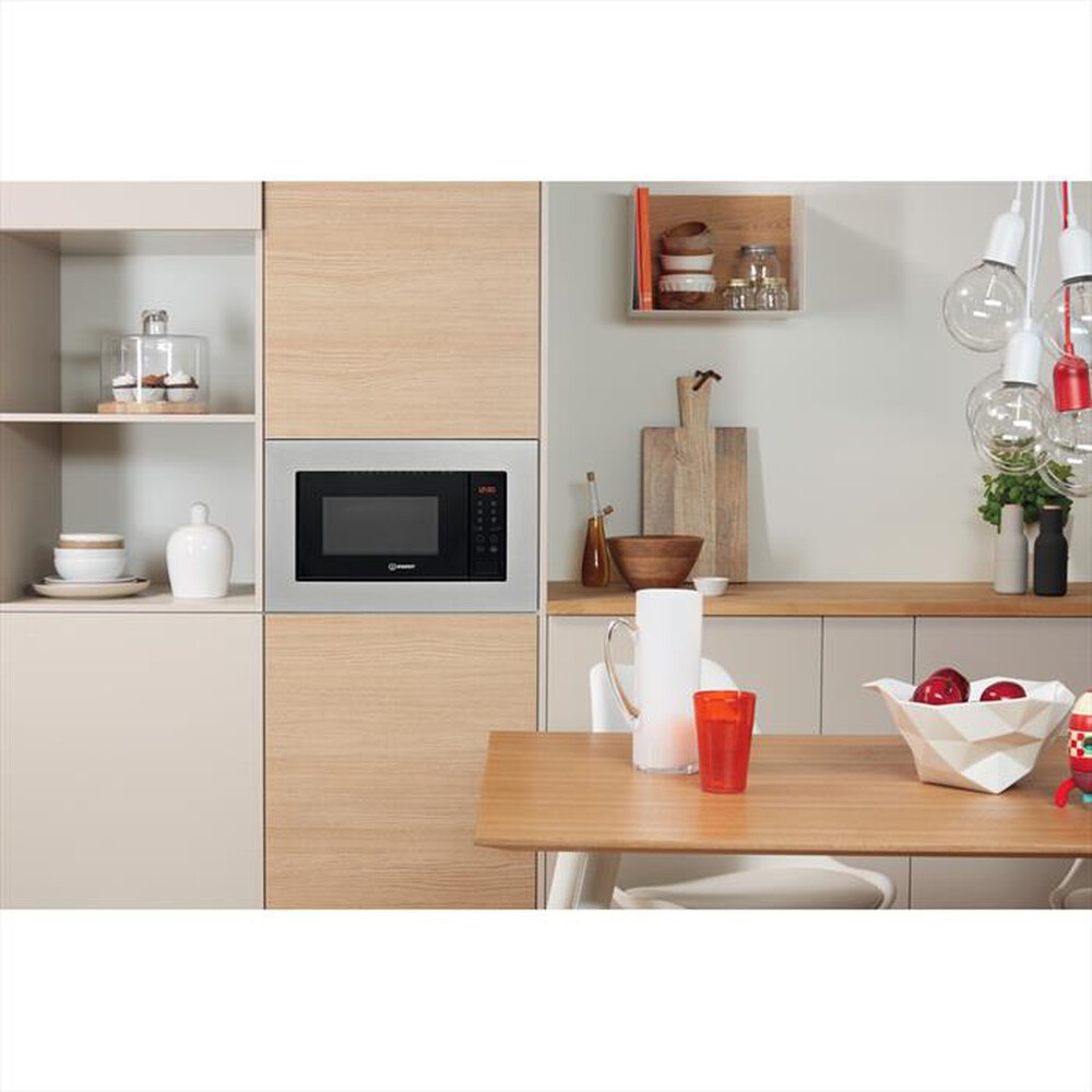 "INDESIT - MWI 120 SX MICROWAVE ID"