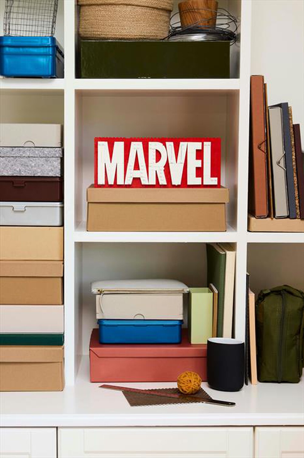 Immagine del prodotto LEGO - SUPER HEROES MARVEL Logo e Minifigure MARVEL 76313