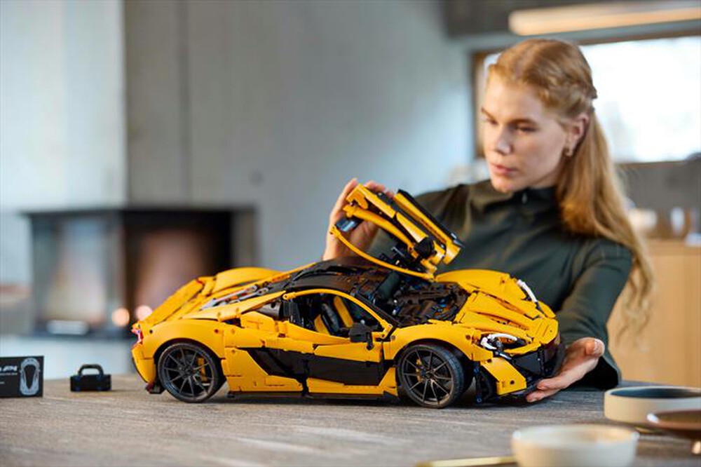 Immagine del prodotto LEGO - TECHNIC McLaren P1 42172