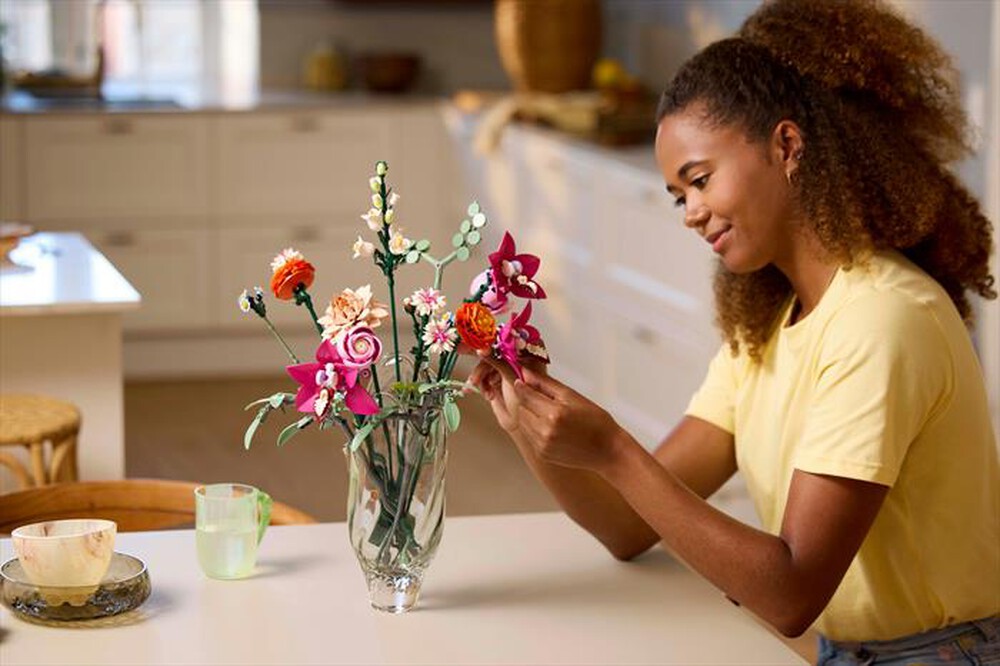 Immagine del prodotto LEGO - BOTANICALS Bouquet di fiori rosa 10342