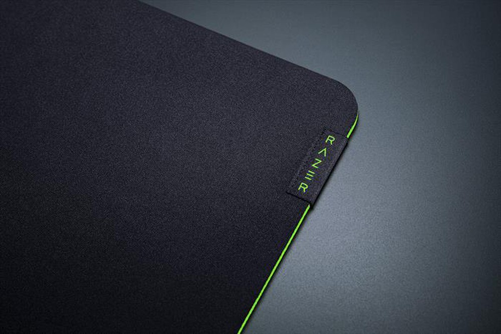 "RAZER - RZ02-03330200-R-Nero"