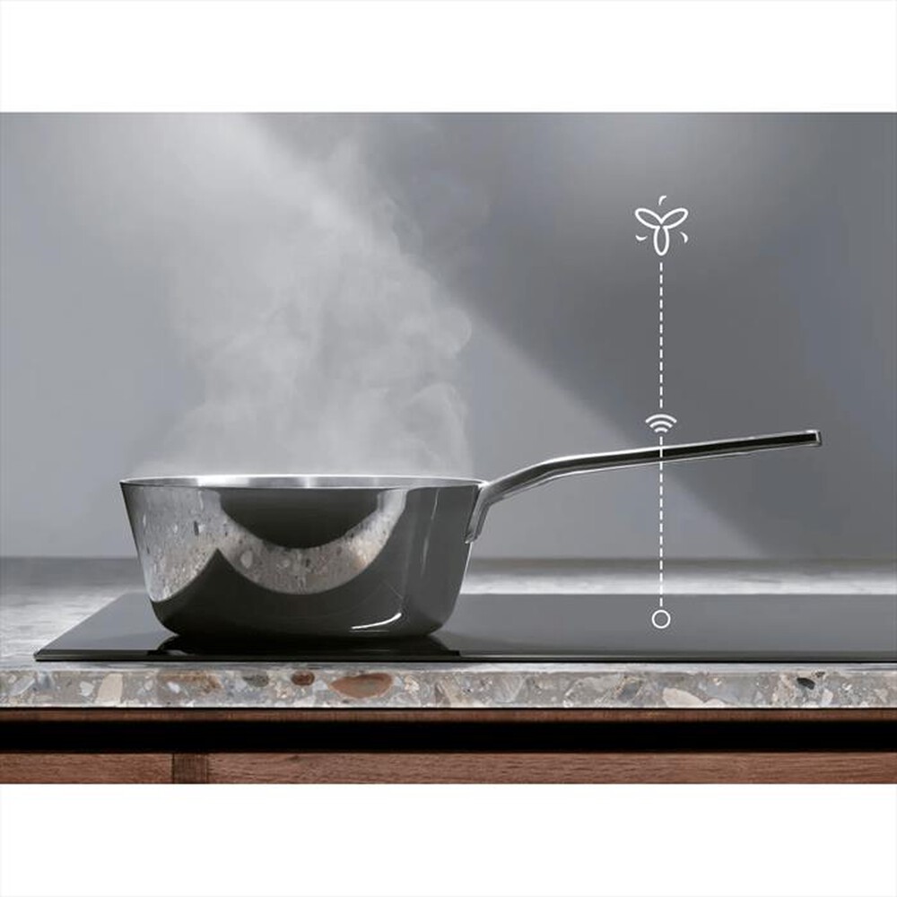 Immagine del prodotto ELECTROLUX - Piano cottura induzione EIS82449C 78 cm-Nero