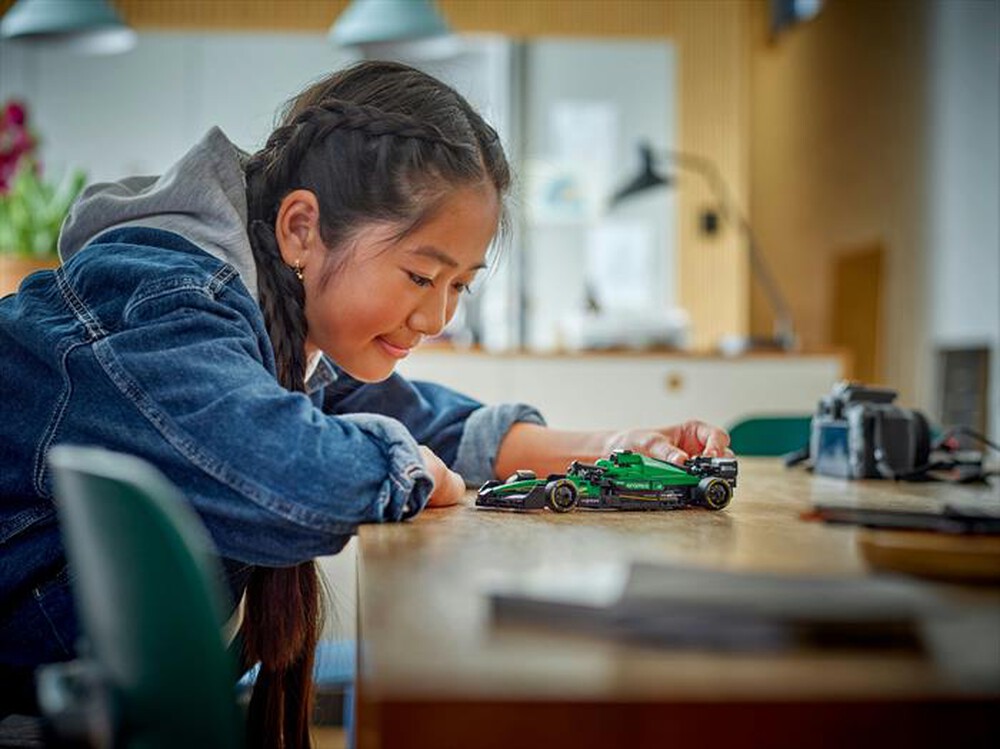 Immagine del prodotto LEGO - SPEED Aston Martin Aramco F1&reg; AMR24 77245