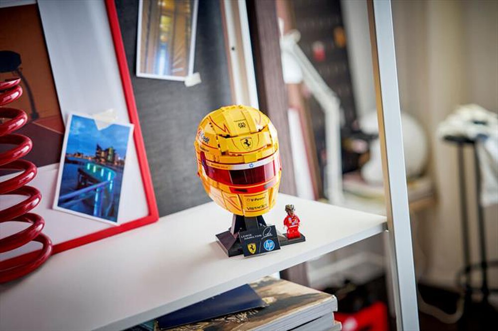 Immagine del prodotto LEGO - 43022 -CASCO DI LEWIS HAMILTON SCUDERIA FERRARI-Multicolore