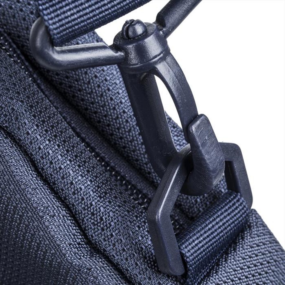 "RIVACASE - 8035 BORSA A TRACOLLA PER NOTEBOOK DA 15,6\"-Blu"