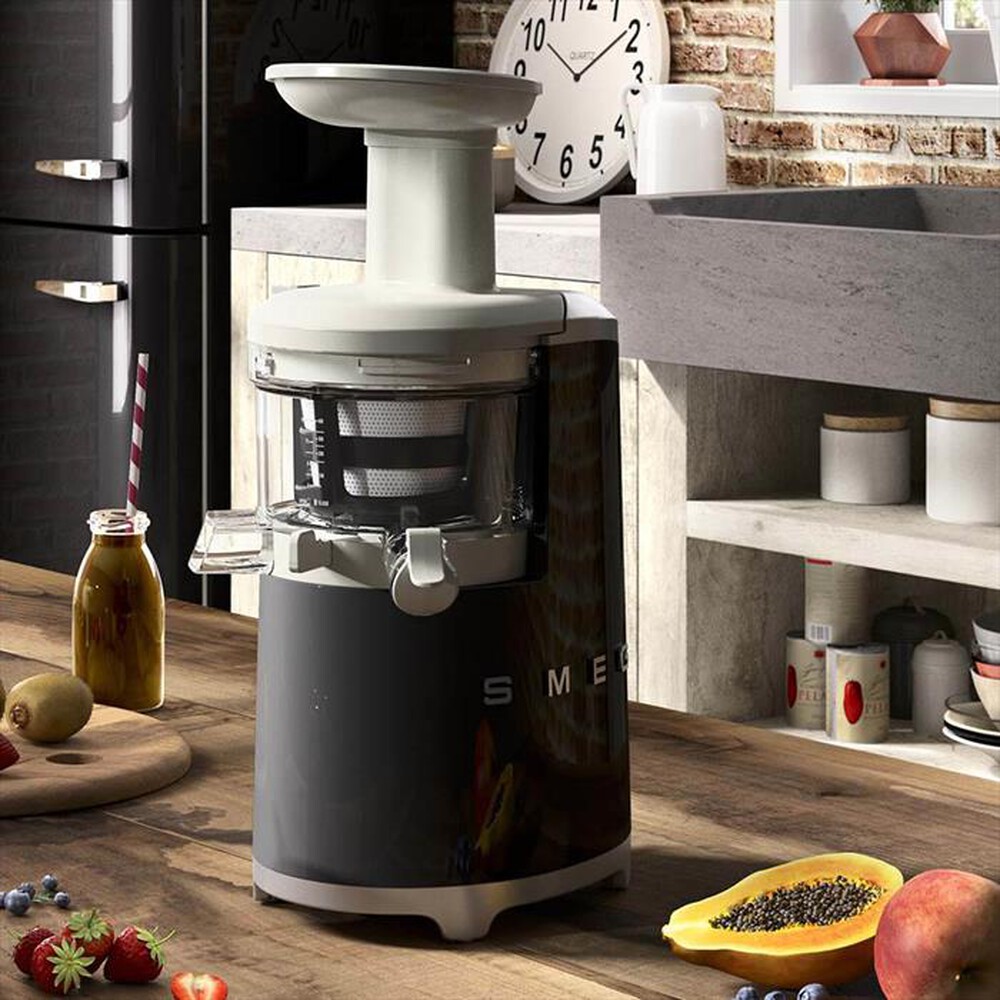 "SMEG - Estrattore di Succo 50's Style – SJF01BLEU-nero"