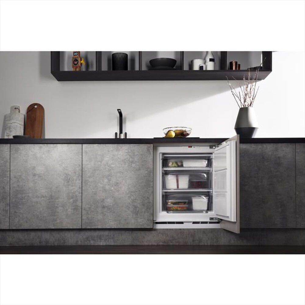 "HOTPOINT ARISTON - Congelatore incasso BFS 1222 1 Classe F"