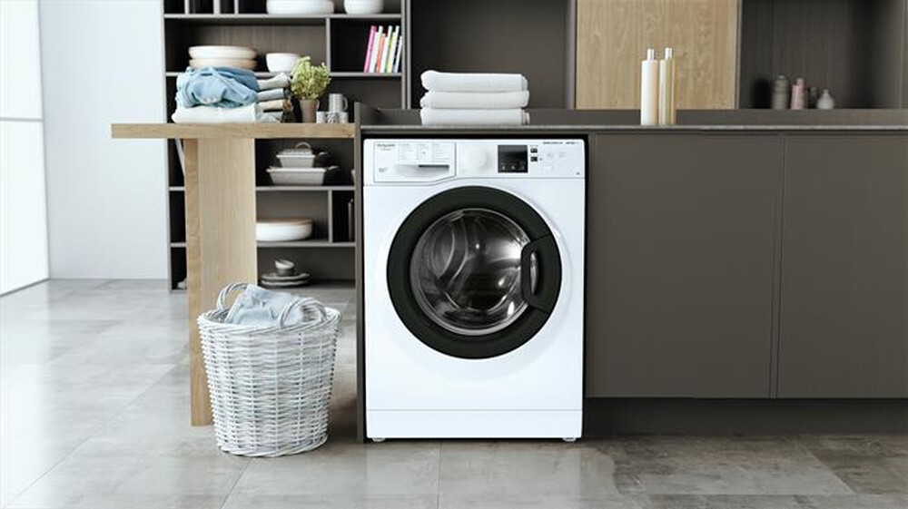 "HOTPOINT ARISTON - Lavatrice RSSF R327 IT 7 Kg Classe D"