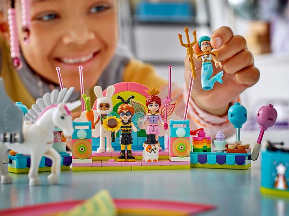 "LEGO - PARTY IN COSTUME CON UNICORNO E FATINA-,"