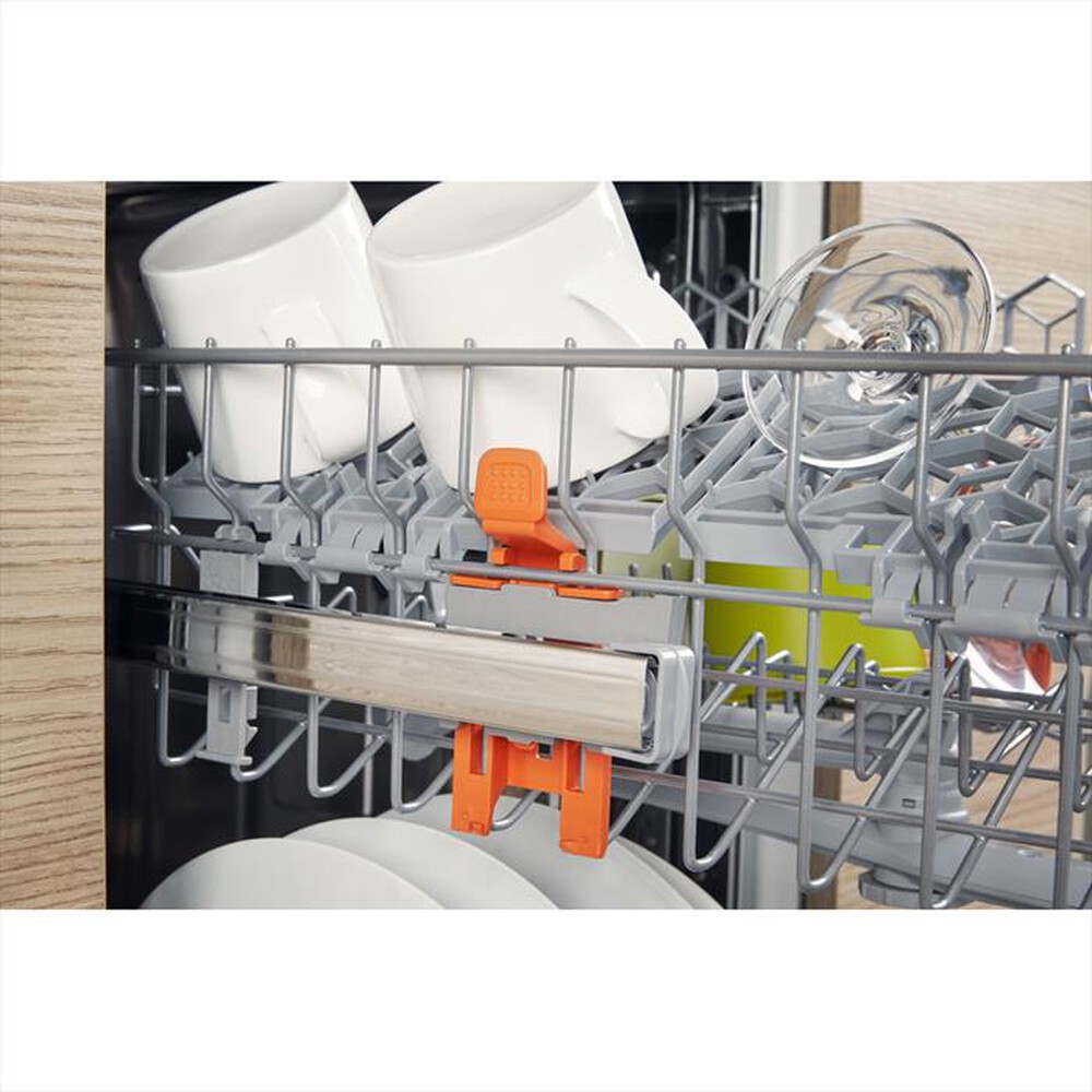 "HOTPOINT ARISTON - Lavastoviglie incasso HSIC 3T127 C Classe E-Argento"