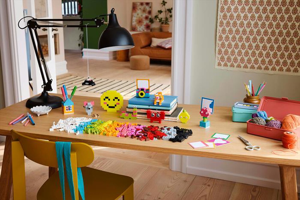 Immagine del prodotto LEGO - CLASSIC Scatola della felicit&agrave; creativa 11042