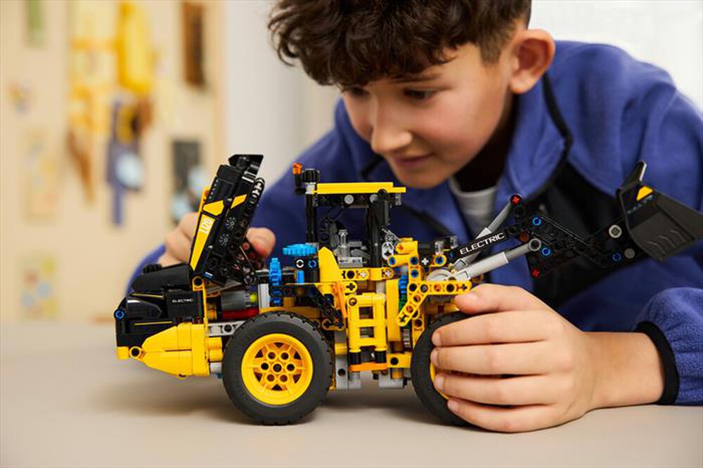 "LEGO - PALA GOMMATA VOLVO L120 ELECTRIC-,"