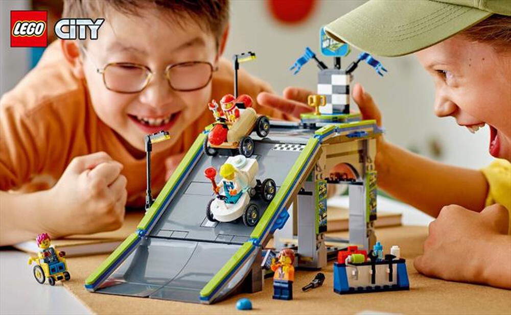 Immagine del prodotto LEGO - CITY Gara sulla pista a rampe 60460
