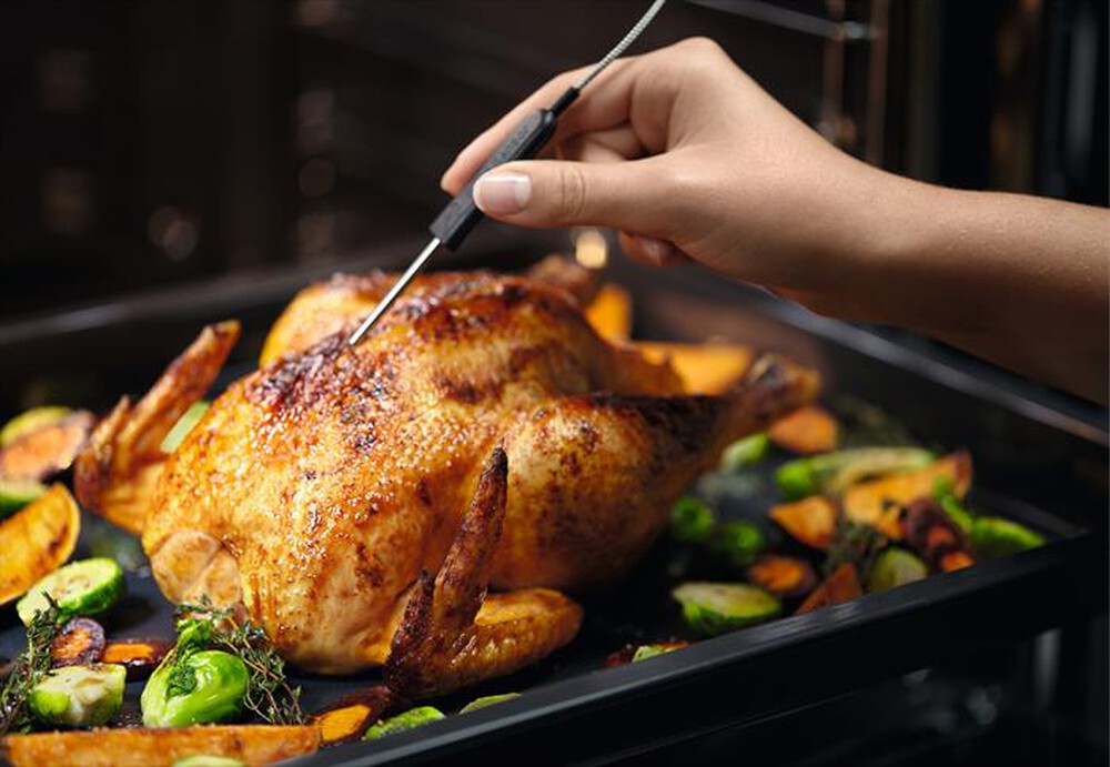 "ELECTROLUX - Forno incasso elettrico LOB8S09WX Classe A++-Nero"