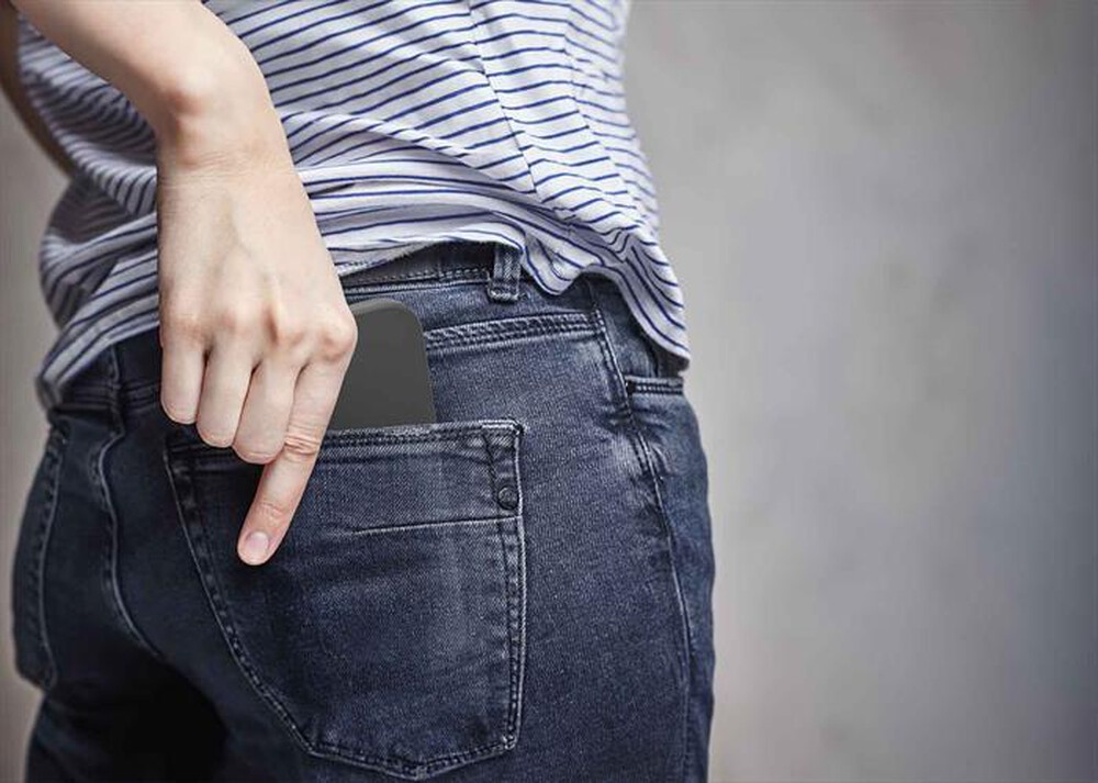 Immagine del prodotto CELLULARLINE - Cover SENSATION - IPHONE SE (2025)-Black