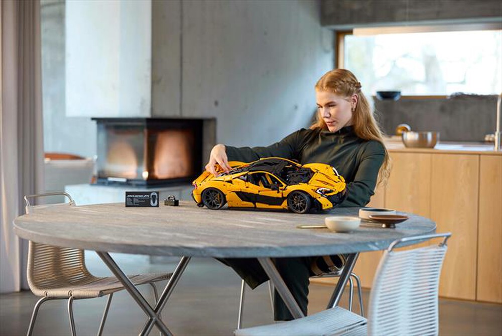 Immagine del prodotto LEGO - TECHNIC McLaren P1 42172