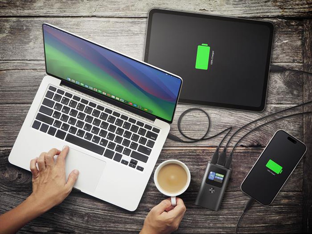 "CELLULARLINE - Power Bank 10000mAh 30W display LCD PBULTRON10000D-Nero"