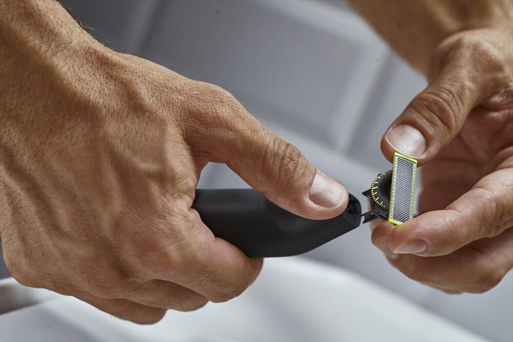 Immagine del prodotto PHILIPS - Regolabarba QP6542/15-Nero