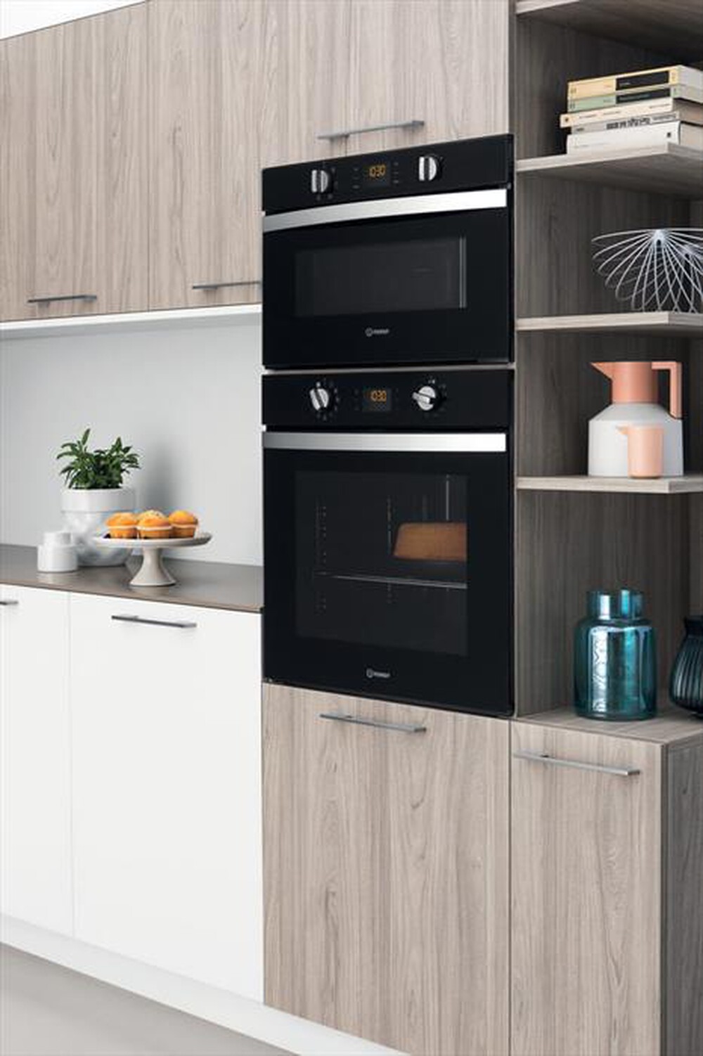 Immagine del prodotto INDESIT - Forno incasso elettrico IFW 4844 H BL Classe A+