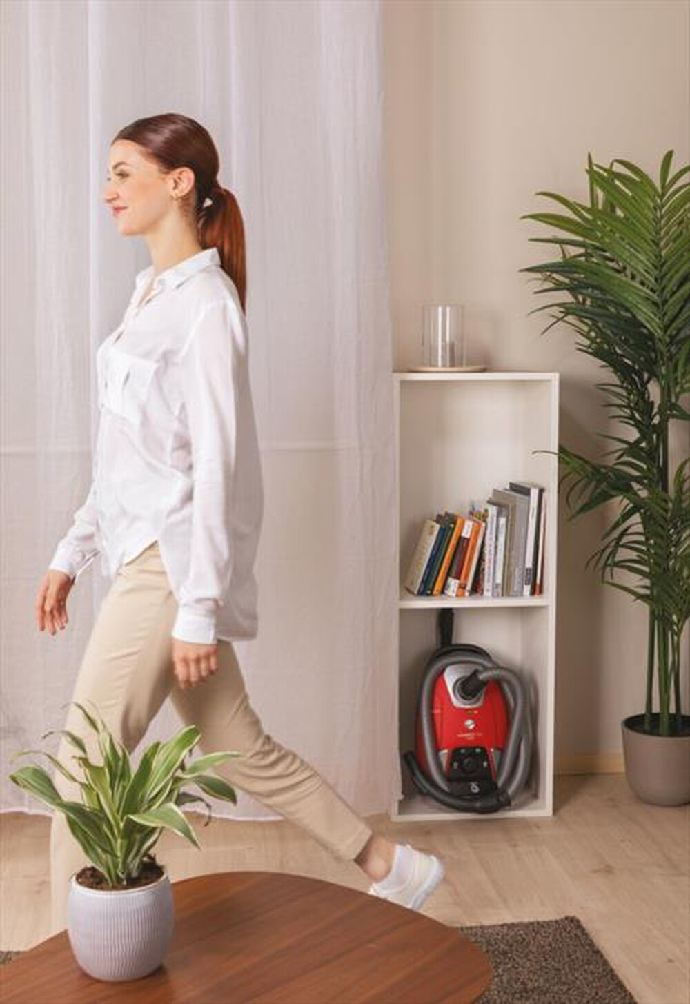 Immagine del prodotto HOOVER - Aspirapolvere a bidone HE310HM 011-Rosso