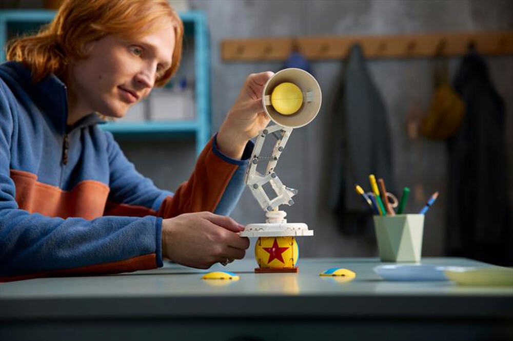 "LEGO - IDEAS Disney Pixar Luxo Jr. - 21357"
